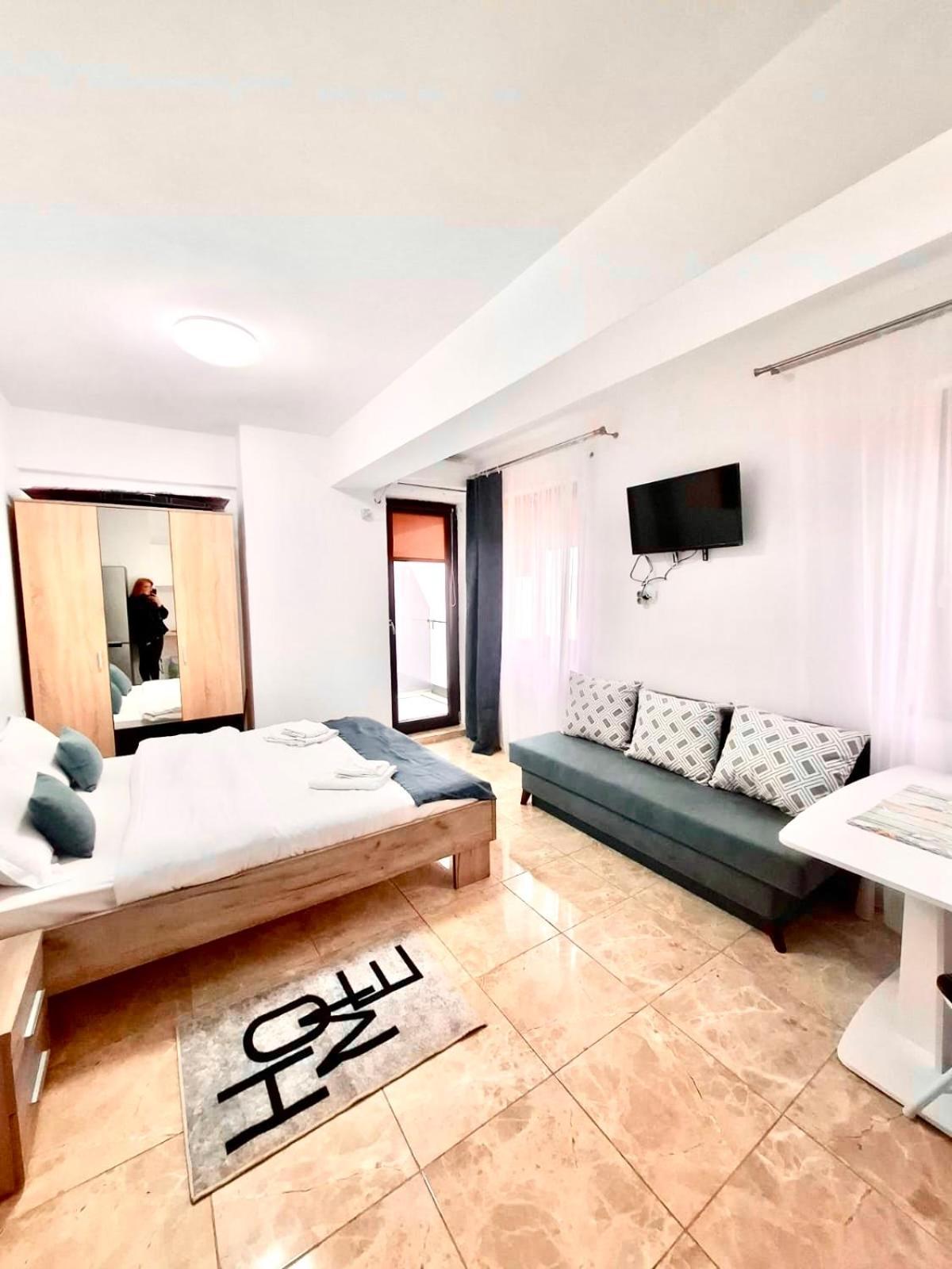 Jolie Studios & Apartments Eforie Nord Exterior photo