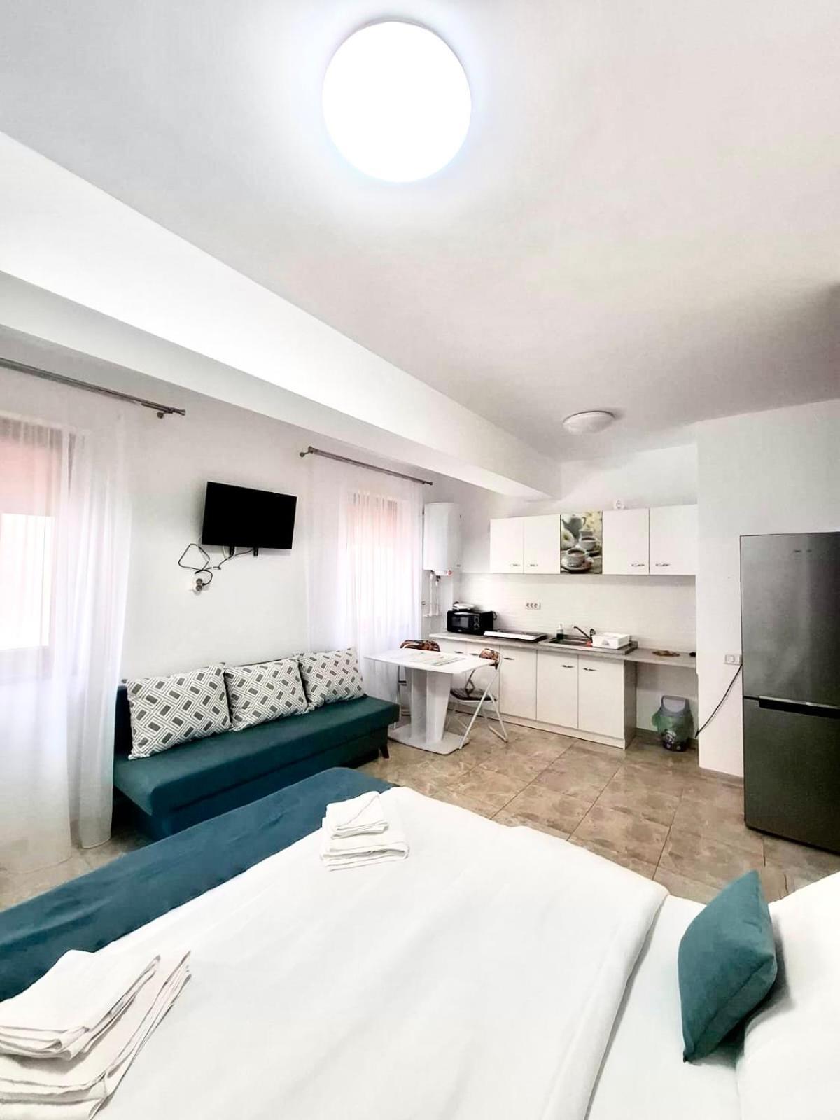 Jolie Studios & Apartments Eforie Nord Exterior photo
